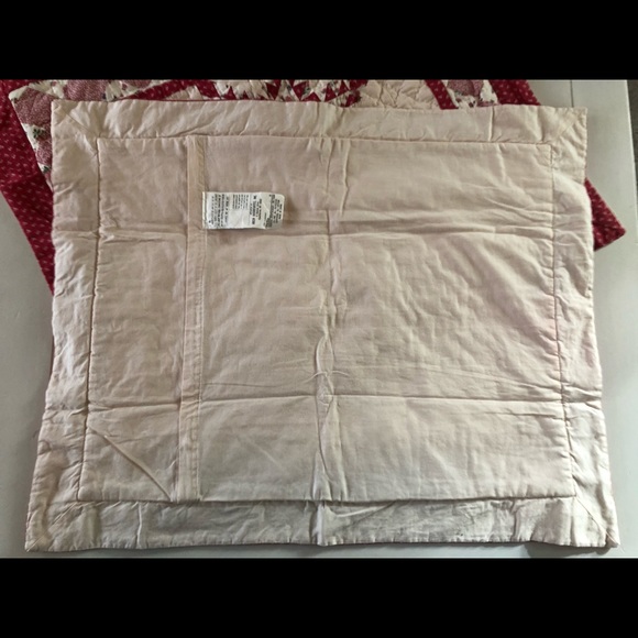 SET OF 2 QUILTED STANDARD PILLOW COVERS/CASES - Picture 3 of 4